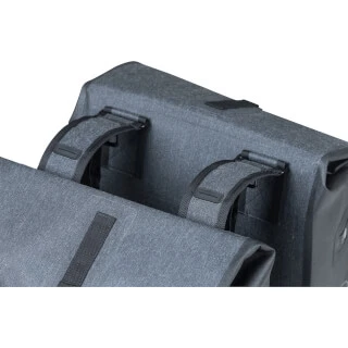 Basil Urban Dry Dubbele Fietstas Charcoal Melee 4 Basil Urban Dry Dubbele Fietstas Charcoal Melee - Afbeelding 2