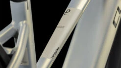 Cube Touring Hybrid Pro 625 2024 Dames -Cube Shop Cube touring hybrid pro 2023 Trapeze Silver B 0515