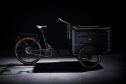 Keewee Bakfiets 23 Keewee Bakfiets -Cube Shop Popal 2 Zijaanzicht centered aedf