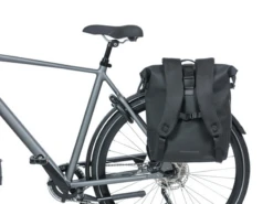 Basil SoHo Nordlight Rugtas -Cube Shop basil soho nordlicht rugtas night black 4 3343