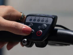 Cortina E-U1 N3 2023 Dames -Cube Shop cortina e u1 n3 2023 bedieningspaneel efaa