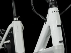 Cube Compact Hybrid 500 2024 -Cube Shop cube compact hybrid 500 frame front fb23