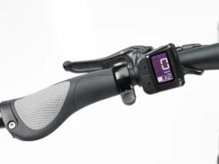 QWIC Performance MD11 Speed Dames -Cube Shop detail performance lcd console a593