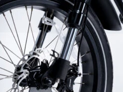 Knaap BCN 10 Knaap BCN -Cube Shop knaap bcn detail schijfremmen vering e4aa