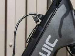 QWIC Mira Tour Lage Instap 9 QWIC Mira Tour Lage Instap -Cube Shop qwic premium mira tour accu opladen 4240