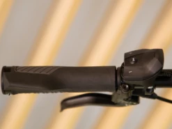 Victoria EManufaktur 12.6 Heren Showmodel -Cube Shop victoria emanufaktur 12.6 detailfoto bediening